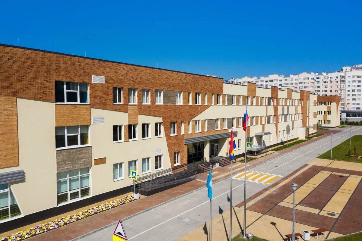 Школа №57 в Калининграде